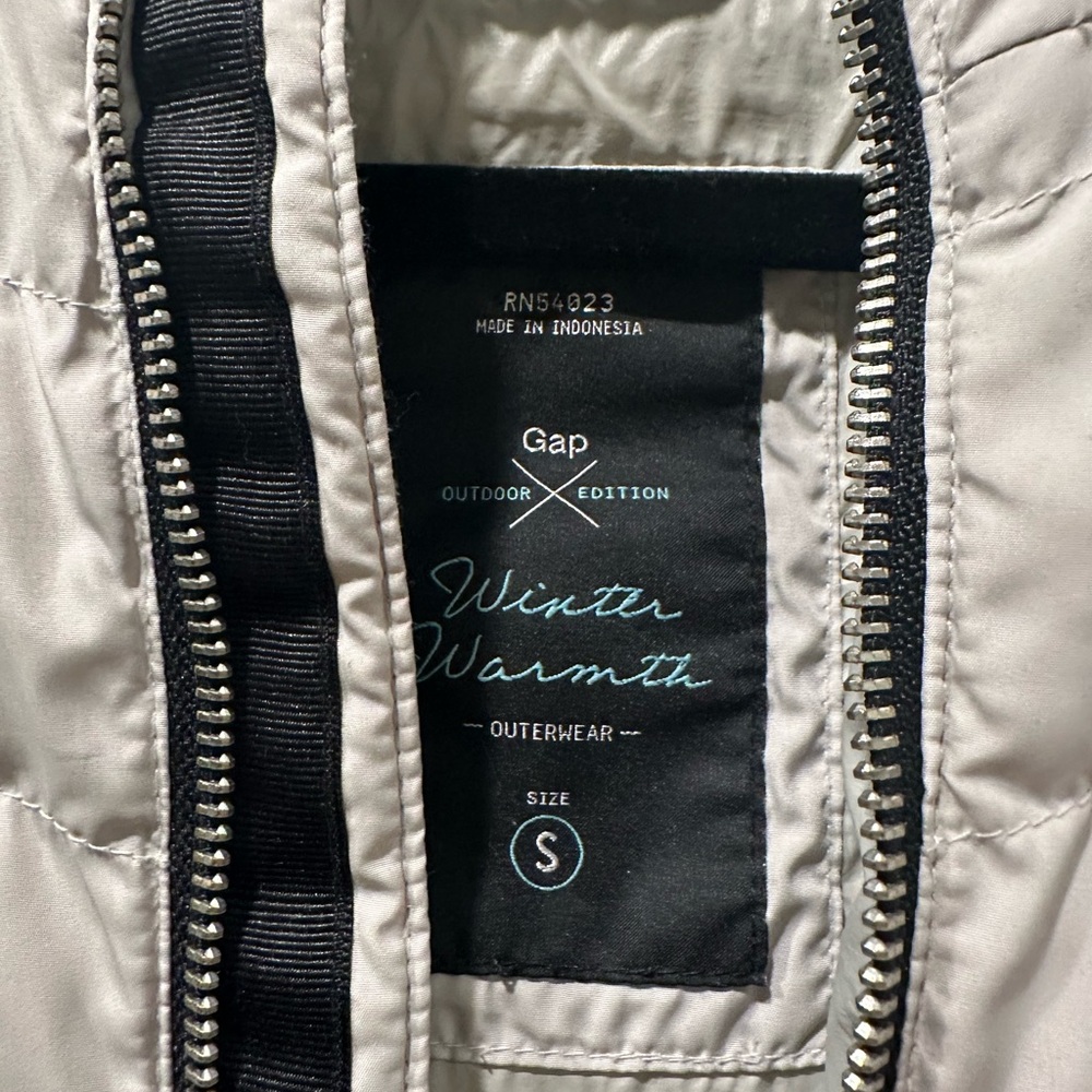 Gap Outdoor Edition Down Alternative Grey Puffer … - image 2